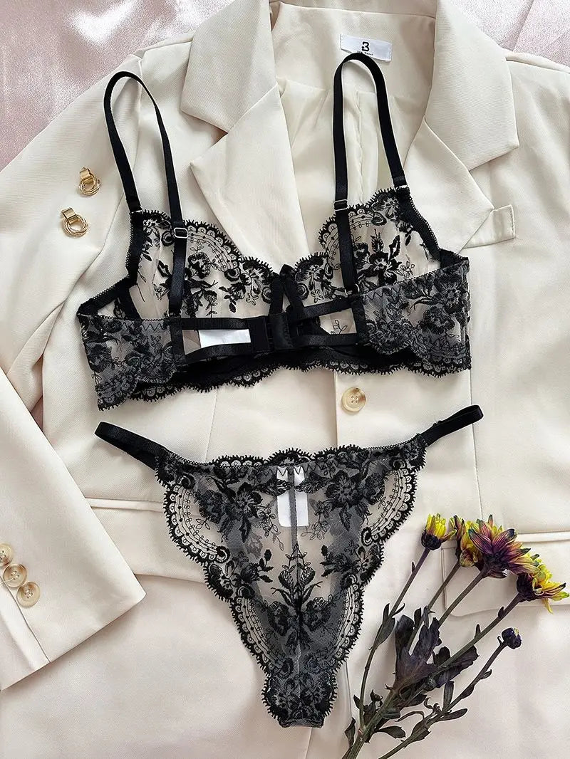 Hot-selling Sexy Lingerie Floral Embroidery Sheer Mesh Sexy Comfortable Elegant Lingerie Set