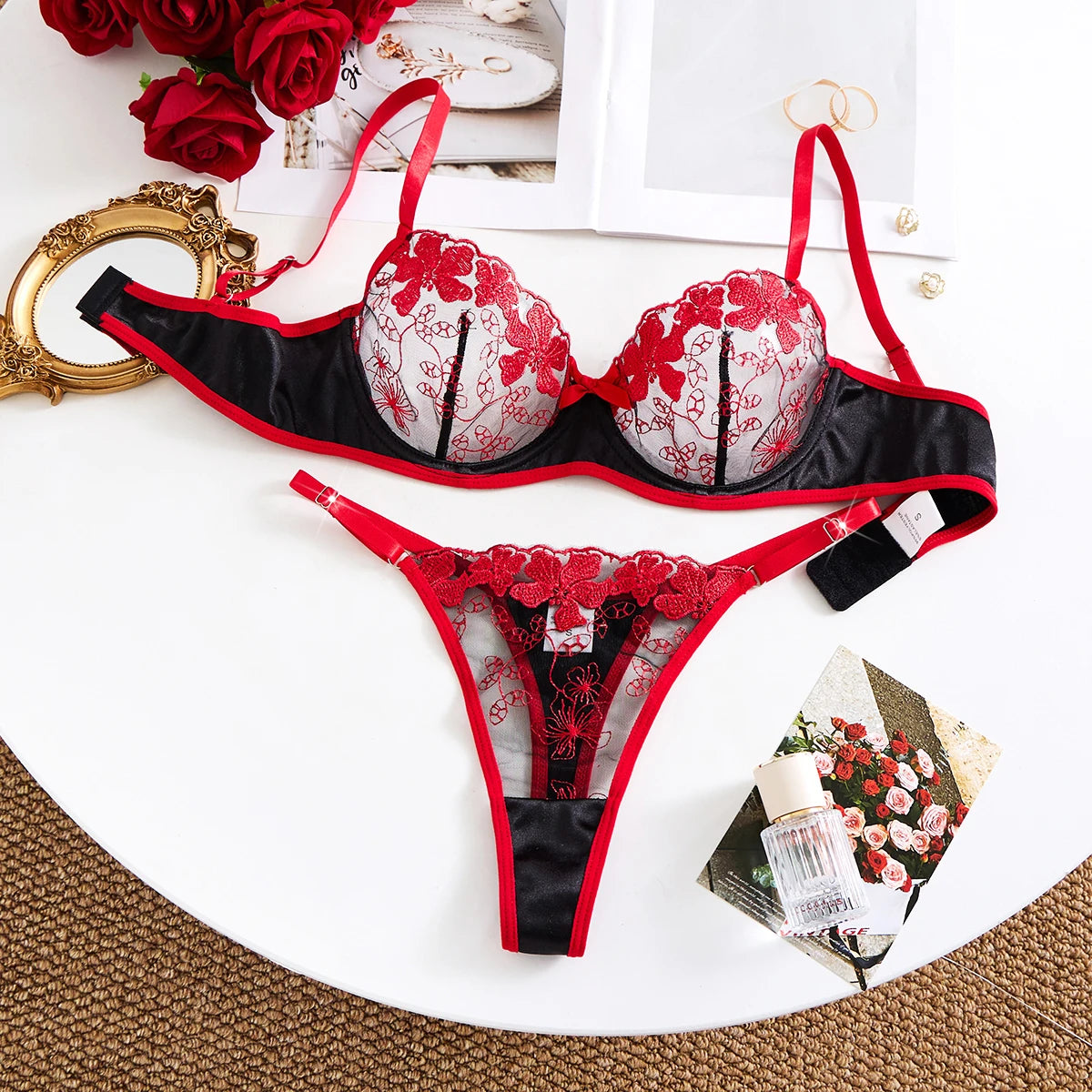 Ladies' wine red heart-shaped design embroidered semi transparent comfortable breathable underwear set, suitable ZA825176