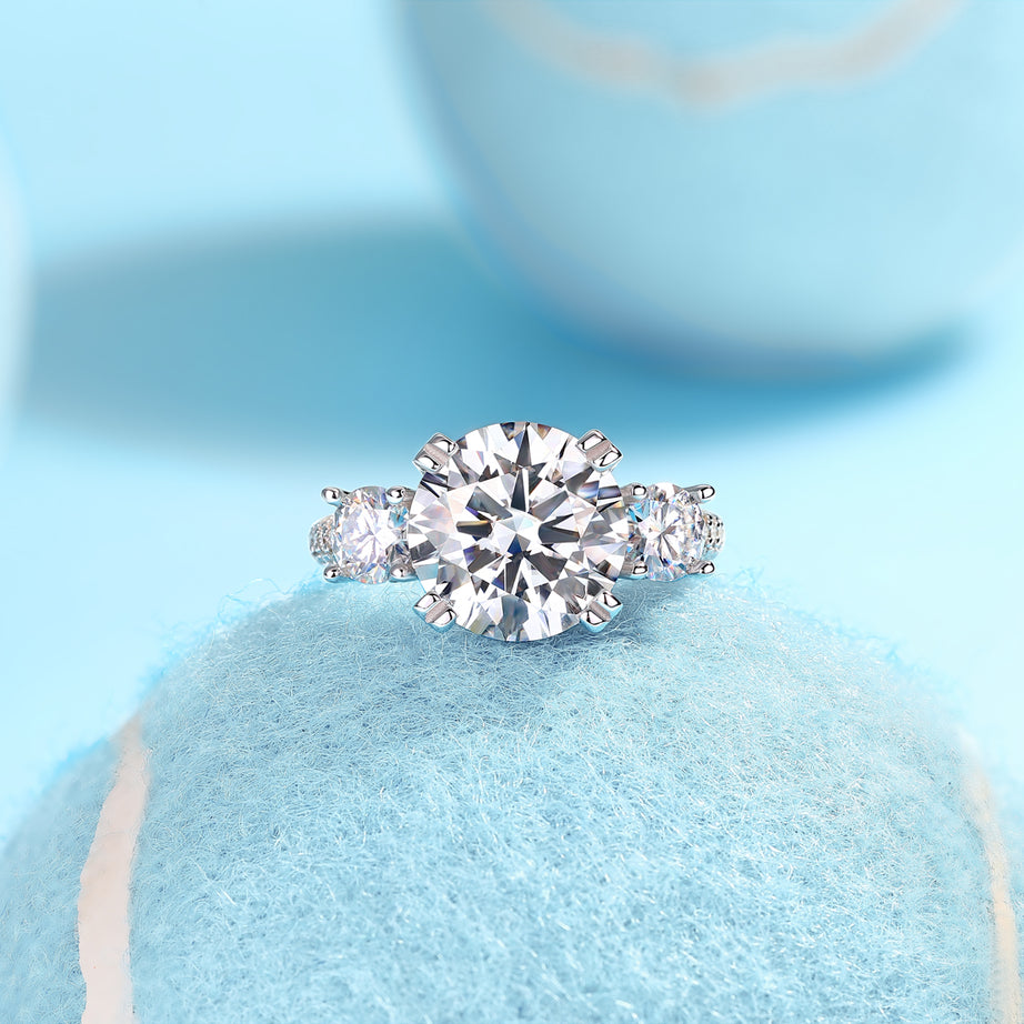 Dazzling Stars - A Fashionable And Luxurious Jewelry Piece Set With 5-carat Moissan Diamond S925 Sterling Silver And Platinum-plated Diamond