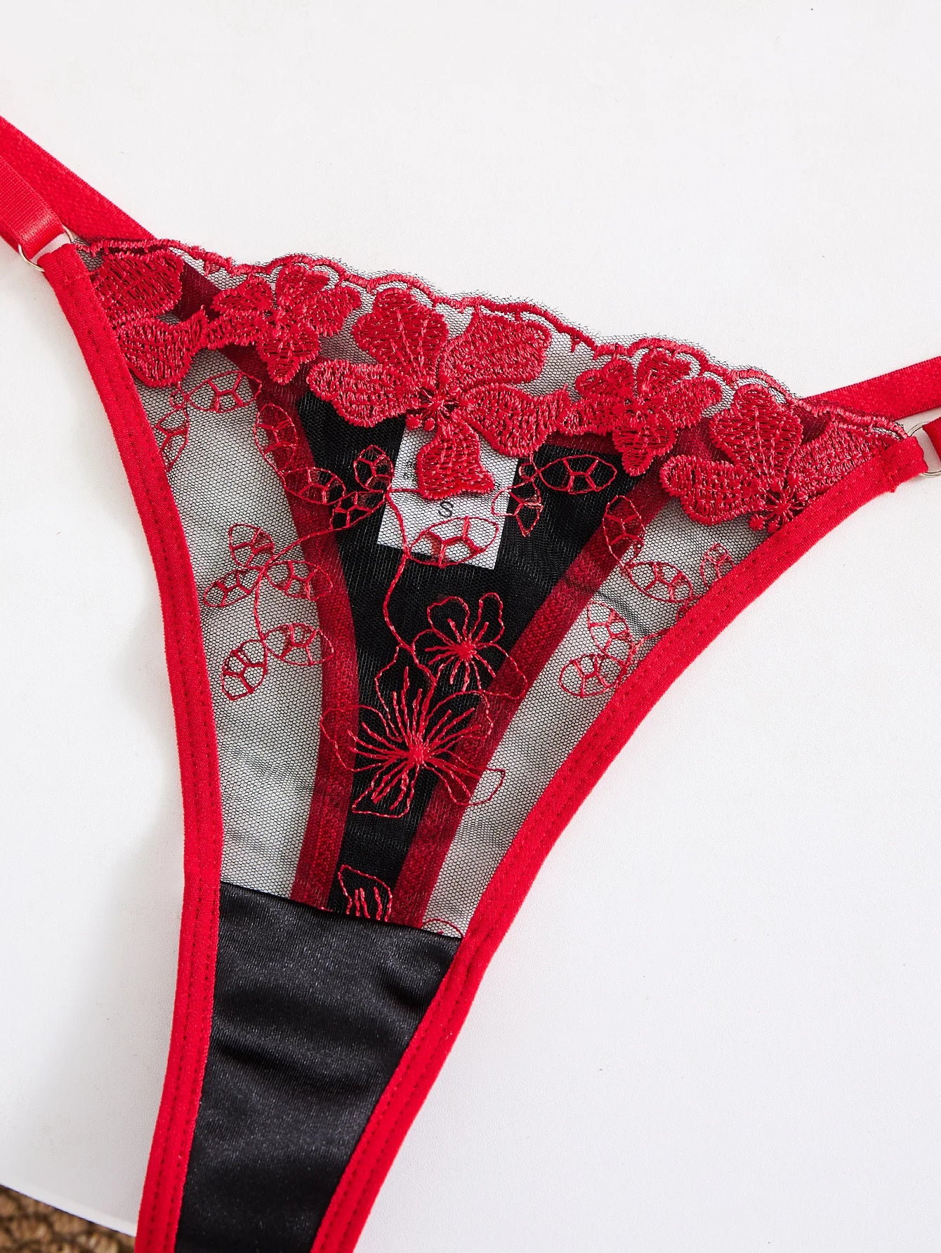 Ladies' wine red heart-shaped design embroidered semi transparent comfortable breathable underwear set, suitable ZA825176