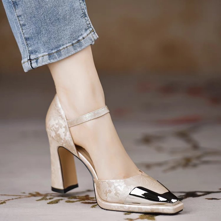 Women's French-style Chunky-heeled Elegant Ankle Boots