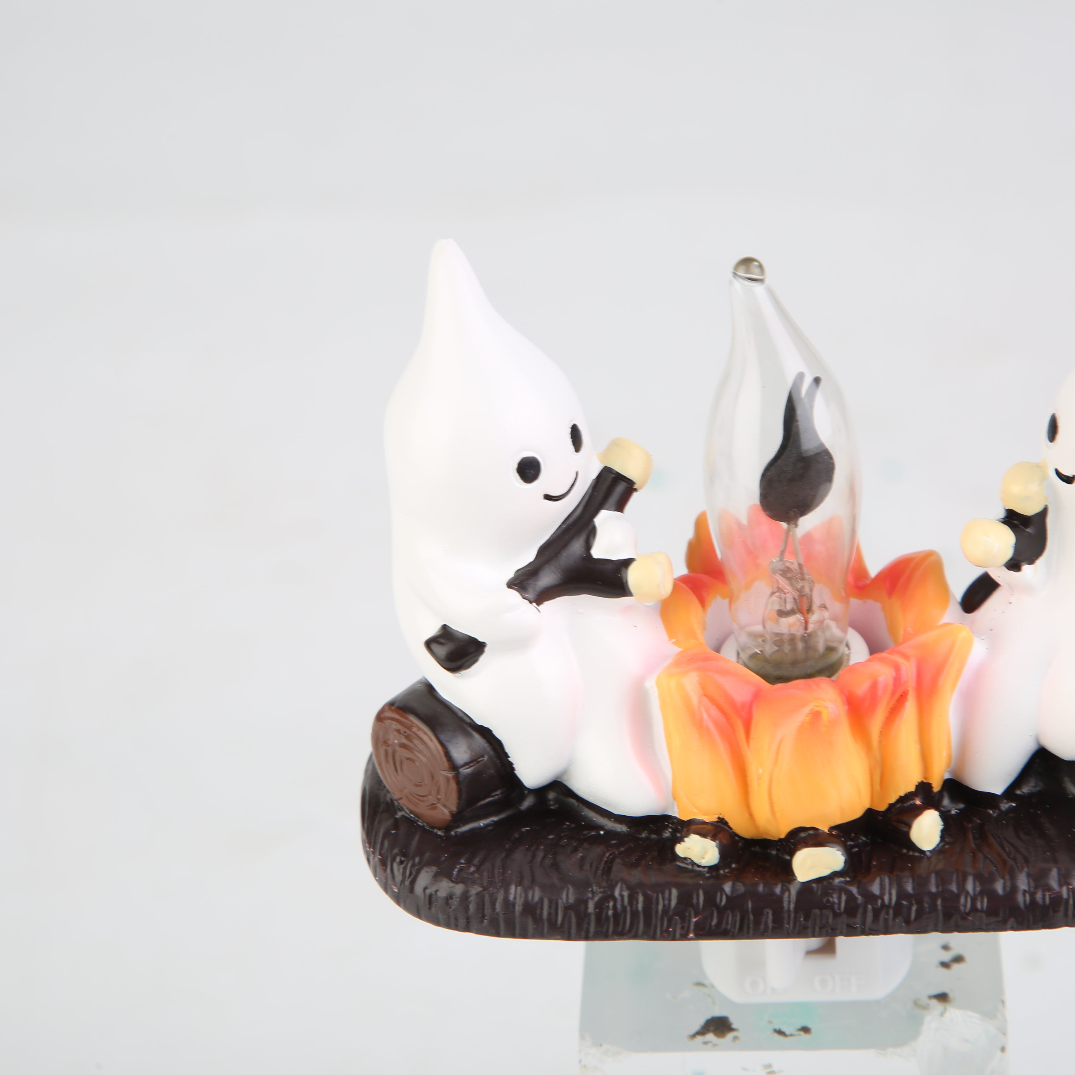 2Pcs Ghost Campfire Flickering Flame Night Light Indoor 3D Funny Halloween Nightlight Decoration Bedroom Night Light Halloween Decoration Gift For Friend Family