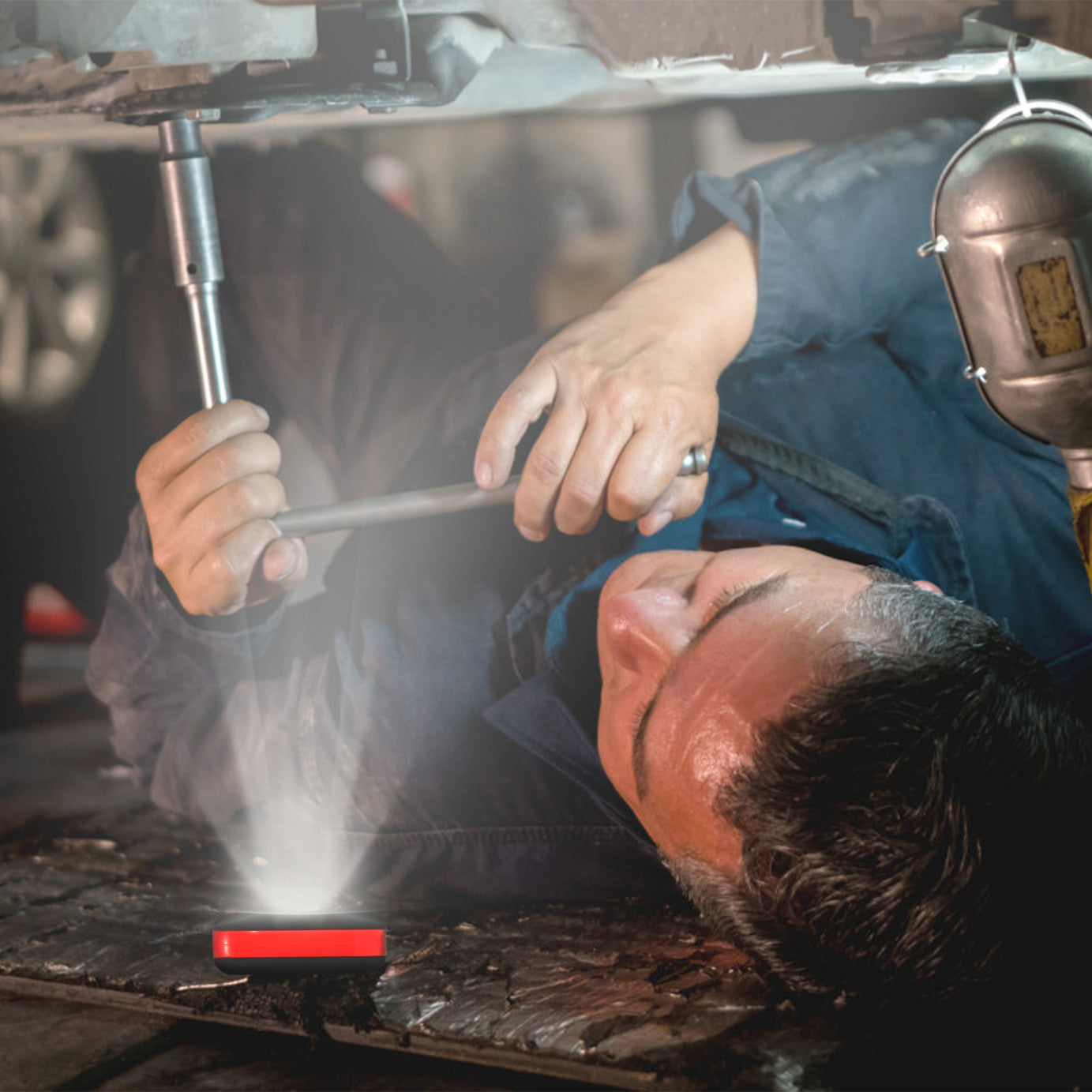 1Pc Magnetic LED Work Light With Hook Compact Flashlight For Camping Hiking Emergency