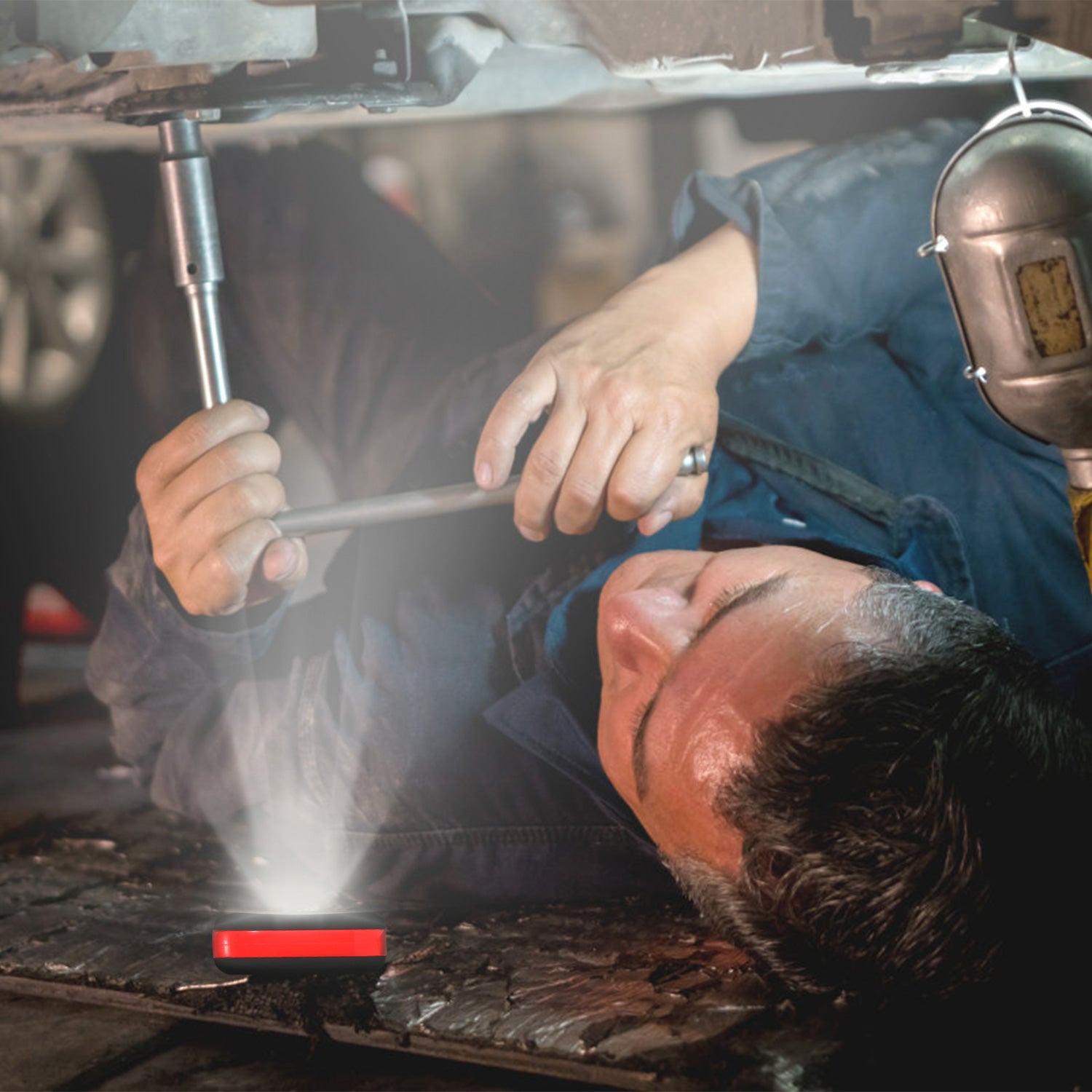 1Pc Magnetic LED Work Light With Hook Compact Flashlight For Camping Hiking Emergency