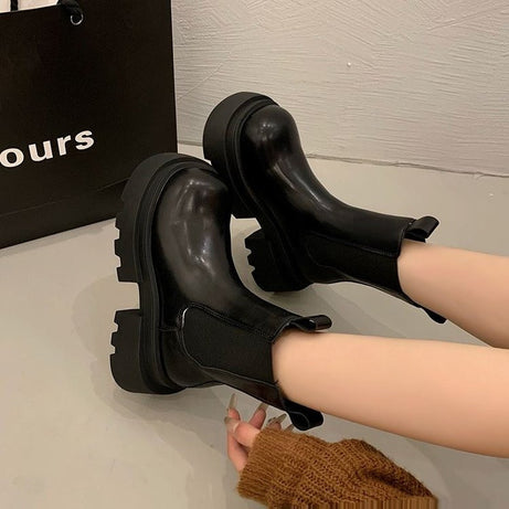 Invisible Heightening Retro Western-style Boots