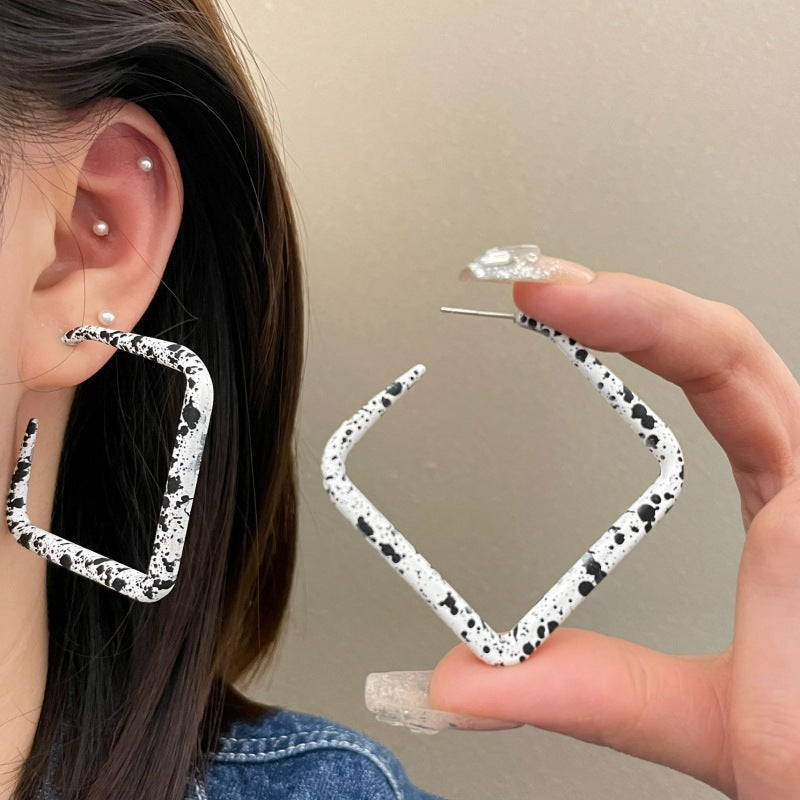 Square Black&White Earrings-1492