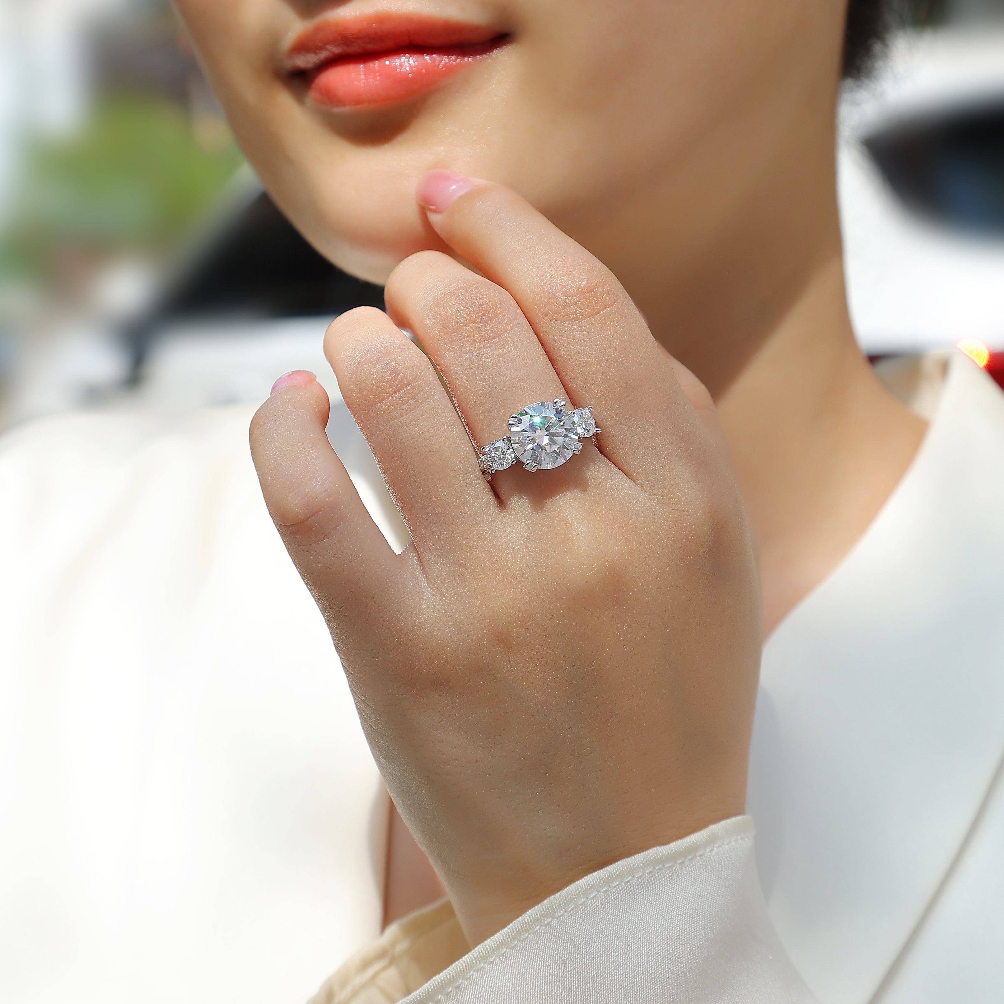 Dazzling Stars - A Fashionable And Luxurious Jewelry Piece Set With 5-carat Moissan Diamond S925 Sterling Silver And Platinum-plated Diamond
