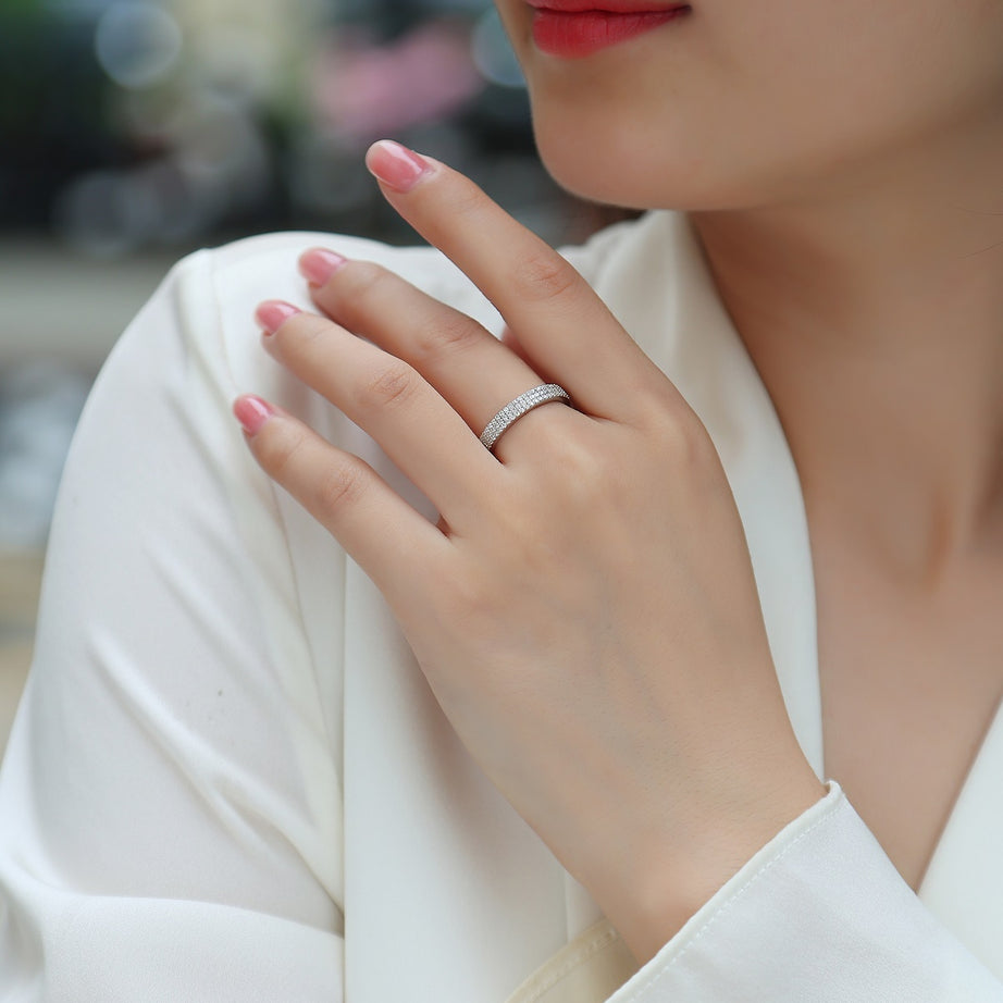 Light Up The Moments - A Fashionable Jewelry Ring Set With Moissanite S925 Sterling Silver And Platinum-plated Diamond