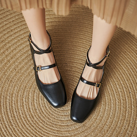 British-style Square-toe Mid-heel Buckle-toe Women's Pumps