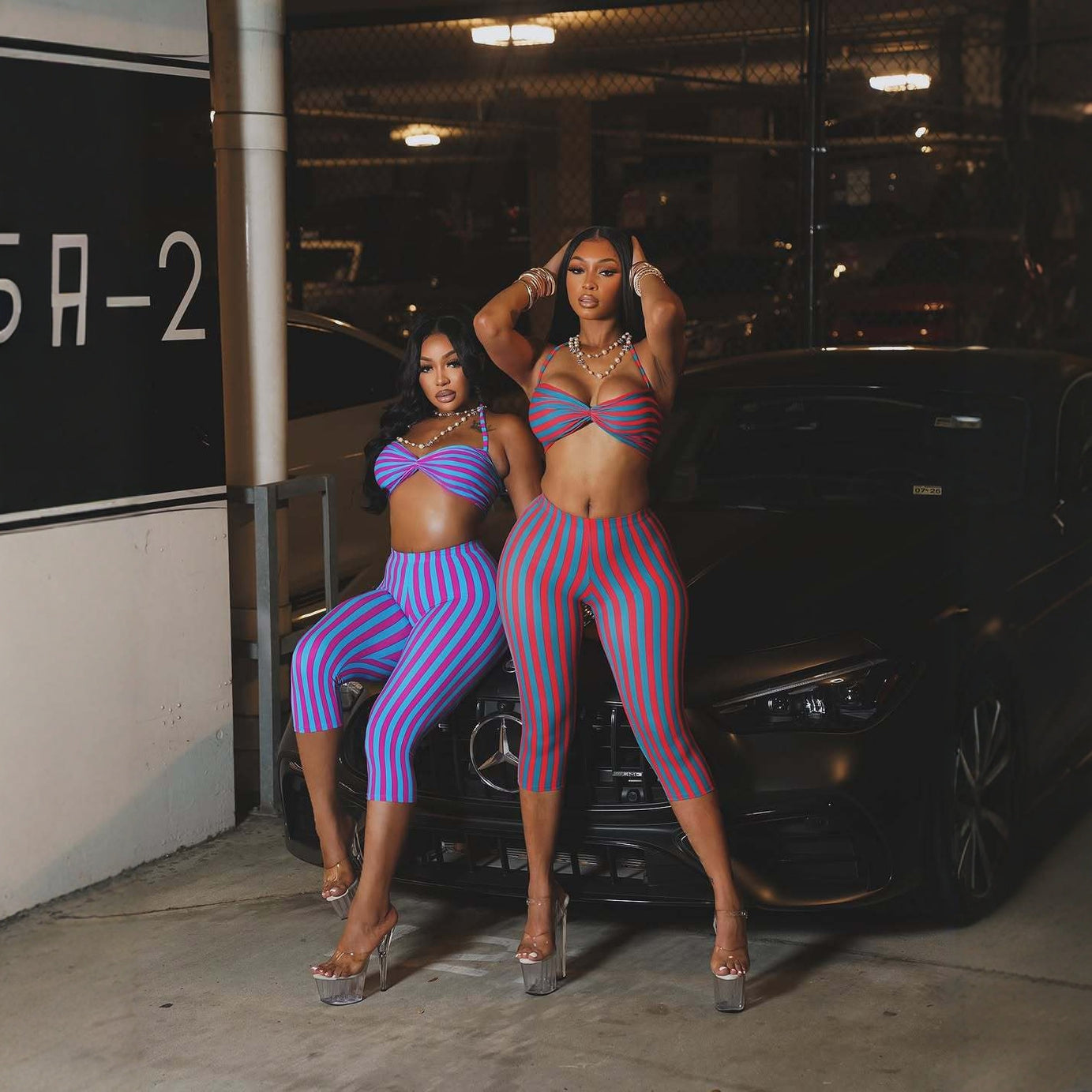 Fashionable Vacation Striped Contrasting Color Slim-fit Sexy Cropped Halter Top And Capri Pants Set