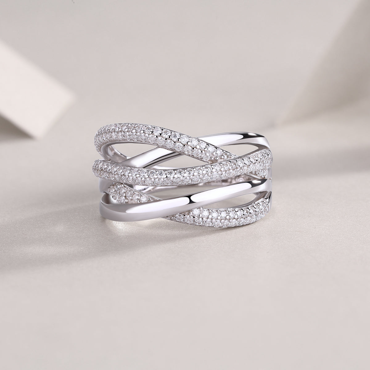 Brilliant Interweaving - A Fashionable And Luxurious Jewelry Accessory Set With Moissanite S925 Sterling Silver And Platinum-plated Diamond