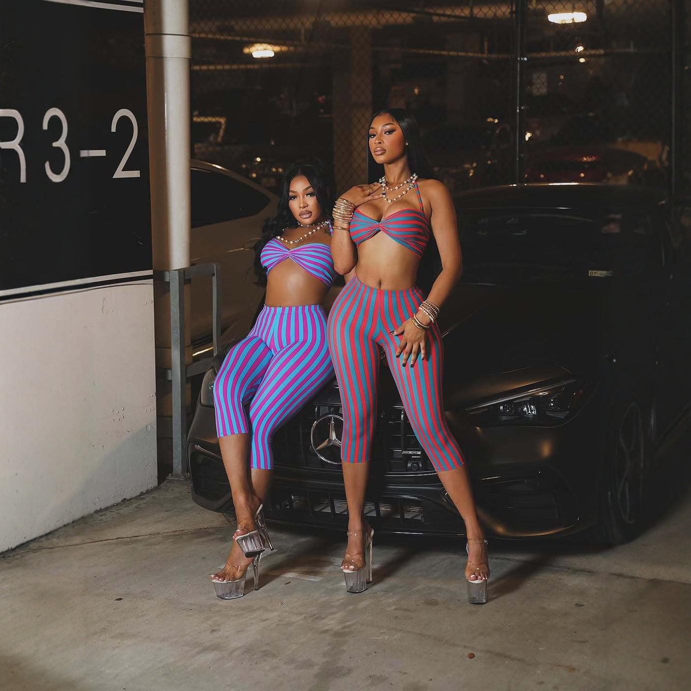 Fashionable Vacation Striped Contrasting Color Slim-fit Sexy Cropped Halter Top And Capri Pants Set