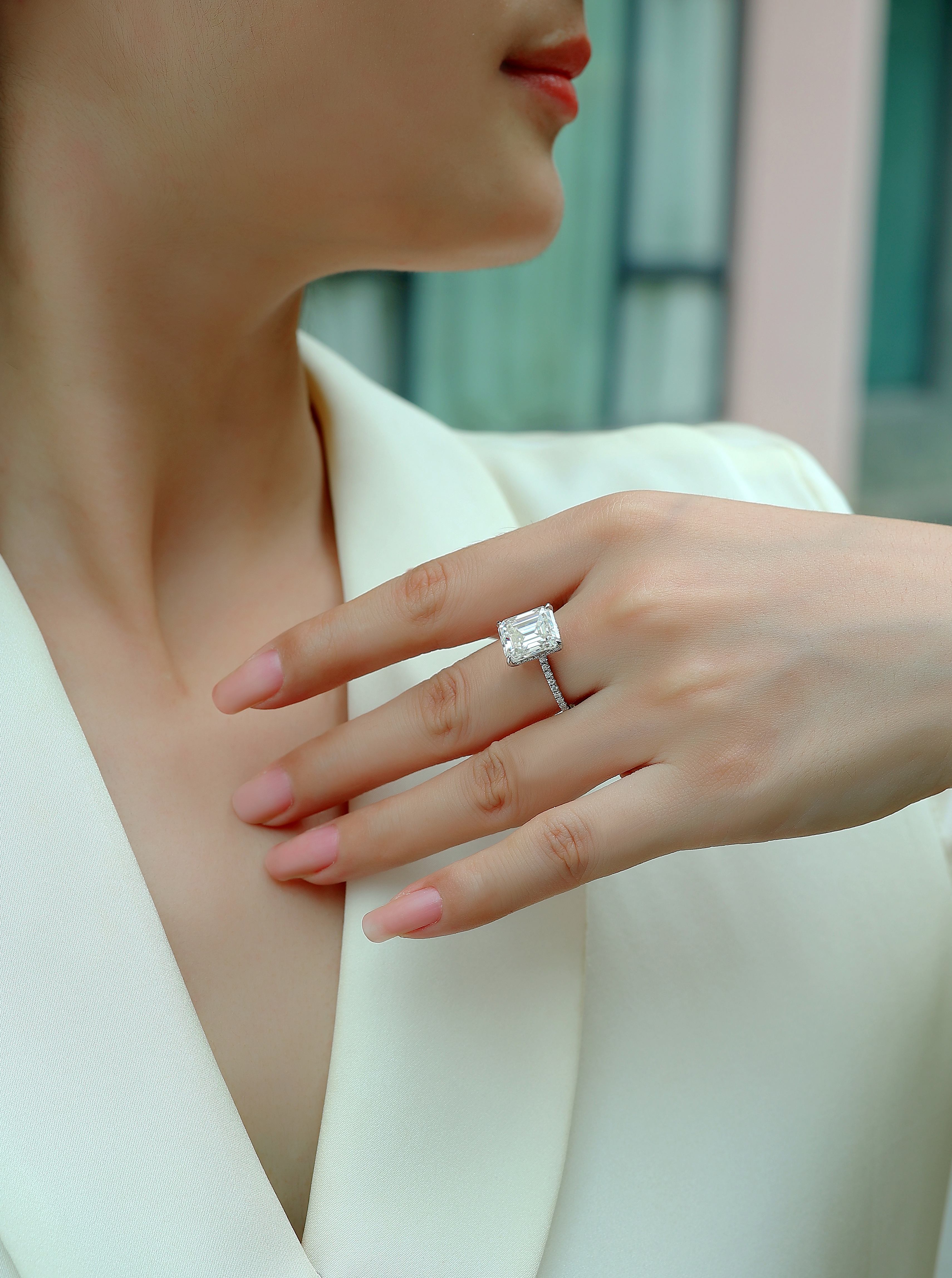 Iridescence City - Fashionable Diamond Jewelry Set With Moissanite S925 Sterling Silver And Platinum Diamond Ring