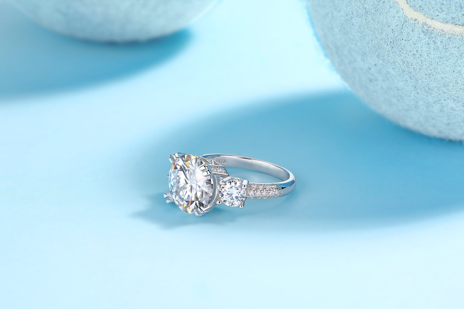 Dazzling Stars - A Fashionable And Luxurious Jewelry Piece Set With 5-carat Moissan Diamond S925 Sterling Silver And Platinum-plated Diamond